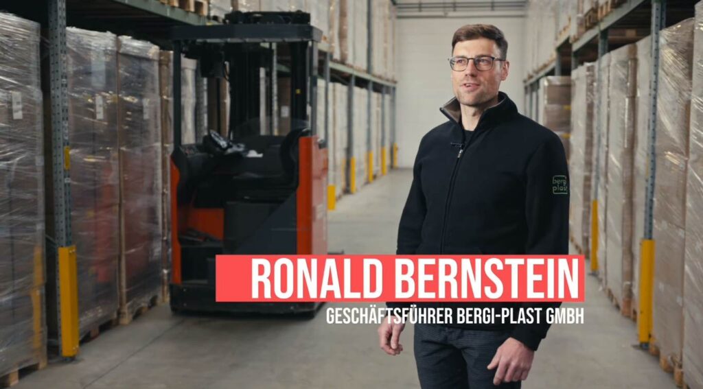 Produktion aus Kunststoff bei Bergi Plast, Filmprojekt von Blackfire®